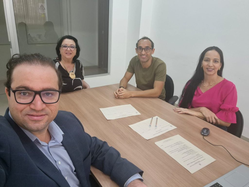 Instituto Aprimus, a Aproartes (Associação Pró-Artes) e a APEC (Associação Paulista de Esporte e Cultura)