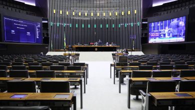 Adiamento das eleições municipais para novembro é aprovado na Câmara