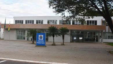 Servidores Municipais Lutam por Direitos e Benefícios no Novo Estatuto 22 Servidores Municipais Lutam por Direitos e Benefícios no Novo Estatuto