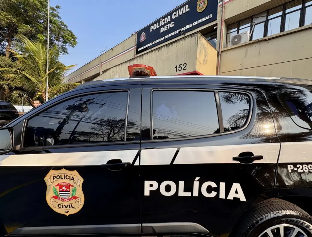 Prisão do suspeito responsável pelos disparos que vitimaram um delegado em janeiro, após uma investigação intensa e perseverante da Polícia de São Paulo.