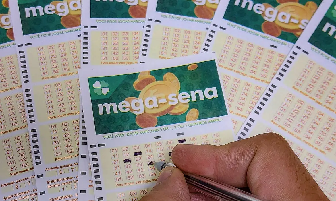 Próximo sorteio da Mega-Sena, concurso acumulado de R$ 110 milhões, oportunidade única para jogadores, entretenimento e emoção garantidos, sorteio transmitido ao vivo.