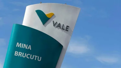A disponibilidade de minerais críticos é essencial para o desenvolvimento de aplicações avançadas, mas a falta de estabilidade e segurança em suas fontes pode comprometer a sustentabilidade do crescimento tecnológico, destacando a importância da liderança da Vale no fornecimento desses minerais.