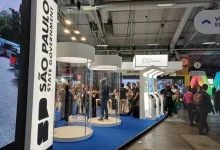 USP e Fapesp promovem inovação e empreendedorismo em São Paulo na maior feira de tecnologia do Brasil, reunindo 180 mil visitantes de 171 nacionalidades e apresentando 14 mil startups inovadoras.