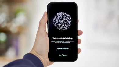 Tecnologia está mudando panorama de comunicação. WhatsApp adiciona anúncios na aba "Atualizações" e lançará assinaturas pagas, permitindo conteúdo exclusivo e relevante para os usuários, melhorando experiência e gerando receita para a empresa.