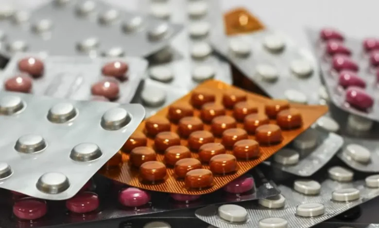 Descoberta inovadora: equipe de pesquisadores da USP desenvolve sistema que remove 99% de micropoluentes da água potável, tornando-a segura para o consumo humano e ecossistema.