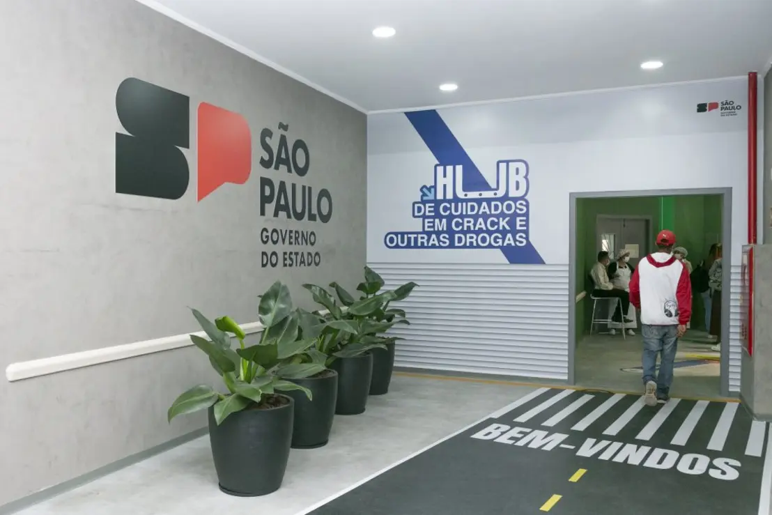 Unidade de cuidados do Hub de Cuidados atinge mais de 31 mil atendimentos individualizados em um ano, oferecendo apoio integral às pessoas em situação de vulnerabilidade social e combatendo a dependência química e tráfico de drogas.