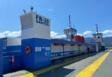 Governador do Estado de São Paulo lança edital para PPP das Travessias Hídricas, com investimento de R$ 2 bilhões, visando melhorar infraestrutura e segurança dos passageiros, reduzir tempo de viagem e melhorar qualidade do serviço.