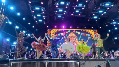 O mês de junho no Nordeste brasileiro é sinônimo de festas e celebrações, com as quadrilhas juninas ocupando um lugar de destaque. Esse espetáculo musical e coreográfico conta histórias e festeja Santo Antônio, São João e São Pedro, com apresentações emocionantes e criativas que unem raízes e inovações.