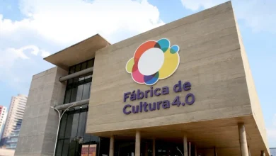 Cursos gratuitos de cenografia e produção musical em Parque Belém. Desenvolva habilidades e conhecimentos em áreas fundamentais para o sucesso de projetos culturais, com a parceria entre o Governo de São Paulo e a Fábrica de Cultura Parque Belém.