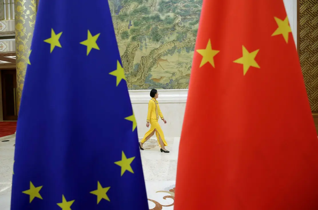 China e União Europeia têm relação complexa, marcada por diferenças e divergências, mas também por interesses em comum. Cooperação fundamental para solucionar problemas globais e construir relação mais sólida e duradoura, com amplo espectro de interesses em comum.