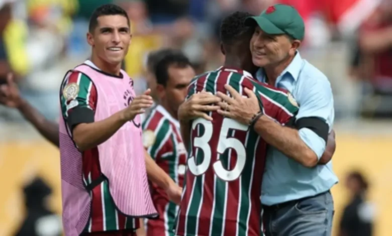 "Fluminense e Al Hilal se enfrentam no Mundial de Clubes da FIFA em Orlando, EUA, em uma partida emocionante marcada por um ambiente eletrizante e valores dinâmicos para os ingressos."
