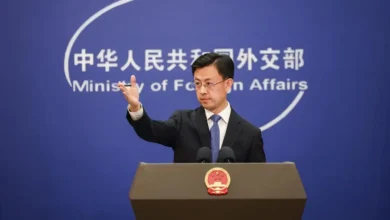 China expressa preocupação com tarifas americanas de 50% sobre produtos brasileiros a partir de 1º de agosto. Guo Jiakun, porta-voz do ministério das Relações Exteriores, defende soluções baseadas na equidade e reforça o compromisso com o multilateralismo