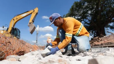 A campanha mais ambiciosa da história do Estado de São Paulo, Campanha SP pra Toda Obra, visa modernizar estradas e melhorar qualidade de vida dos paulistanos, apresentando estatísticas e ações concretas para um futuro seguro e desenvolvido.