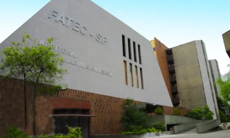 Aprovados do Vestibular das Fatecs, não perca a oportunidade de confirmar a vaga! Envie a documentação correta e completa pelo sistema remoto até 17, e atenda a segunda chamada no dia 22.
