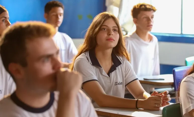 14 Mil Estudantes de Araçatuba Passam para a Segunda Fase da Olimpíada Interpreta SP 1 14 mil estudantes de Araçatuba classificados para a segunda fase da Olimpíada Interpreta SP (Olisp). As provas acontecem de 25 a 27 de agosto. Consulte a lista completa no site da Agência SP.