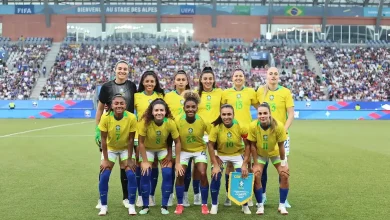 A Seleção Brasileira Feminina estreia na Copa América, com jogadoras talentosas como Bárbara, Bruna, Debinha e Cristiane. Partida ao vivo pela TV Brasil às 21h, prometendo um espetáculo emocionante com velocidade, controle de bola e habilidade.
