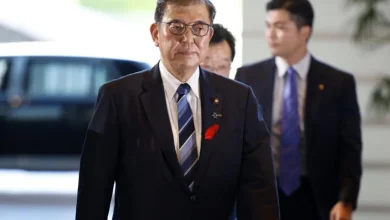 Japão enfrenta uma crise política com o governo do primeiro-ministro Shigeru Ishiba correndo o risco de perder o controle da Câmara Alta, o que pode ter consequências negativas para a economia e a credibilidade do governo.