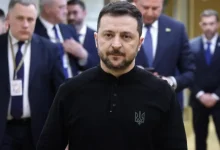 Ucrânia e Rússia se reencontram em uma nova rodada de negociações após período de violência e perda de vidas. A proposta de Zelensky busca estabelecer diálogo direto e encontrar soluções pacíficas para o conflito, com a expectativa de uma paz duradoura e justa.