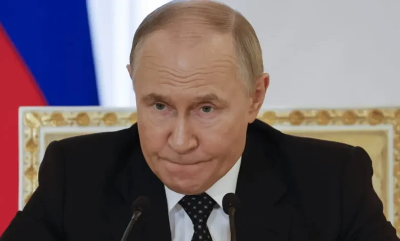 A invasão russa da Ucrânia em 2022 desencadeou um padrão de assassinatos de autoridades, críticos e empresários que se opunham à política agressiva de Putin, criando um clima de terror e incerteza em Rússia.