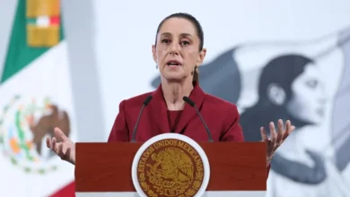 O presidente do México, Claudia Sheinbaum, confirma acordo quase fechado com EUA para evitar tarifas negativas, recebido com alívio por mercados e líderes econômicos.