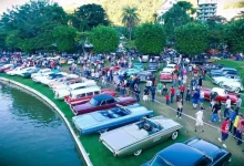 Descubra o estado de São Paulo, líder em feiras de carros antigos, com eventos como Encontro de Carros Antigos de Aguas de Lindoia, Feira de Carros Antigos de Campinas e Feira de Carros Antigos de São Paulo, reuniões de carros históricos, workshops e compras.
