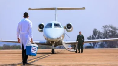 Corte no orçamento ameaça transporte de órgãos para transplantes na FAB, colocando em risco a vida de pacientes que dependem desses transportes, governo Lula é culpado pela falta de recursos.