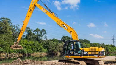 O Governo de São Paulo destina R$ 16 milhões para desassoreação de rios no Vale do Paraíba, melhorando qualidade da água e biodiversidade, criando empregos e estimulando crescimento econômico.
