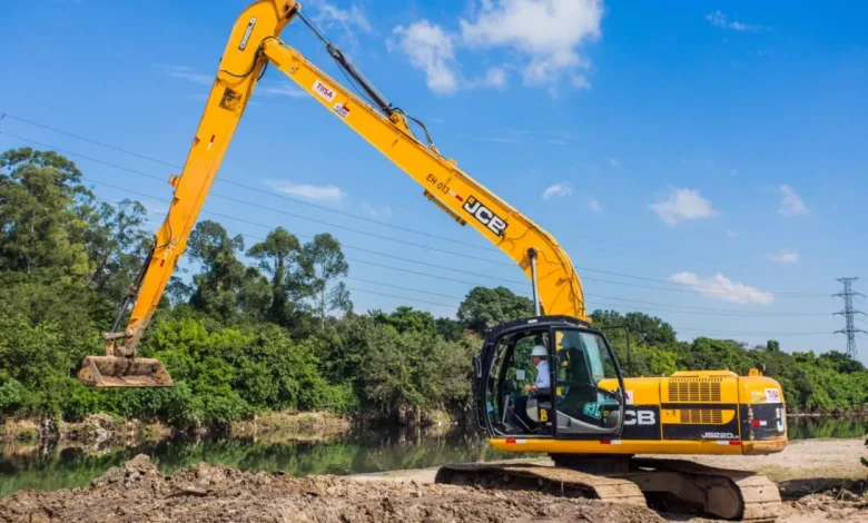 Desassoreação de Rios no Vale do Paraíba com R$ 16 Milhões 1 O Governo de São Paulo destina R$ 16 milhões para desassoreação de rios no Vale do Paraíba, melhorando qualidade da água e biodiversidade, criando empregos e estimulando crescimento econômico.
