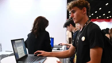 Inscrições para cursos profissionalizantes gratuitos do Qualifica SP fecham em dois dias. 1.100 vagas em disputa; três turnos diários para atender às necessidades dos participantes.