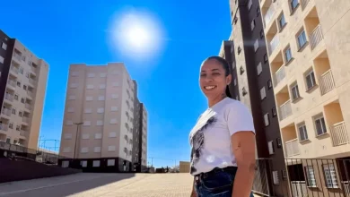Caravana 3D-SP entrega moradias e regulariza terras em Boituva, consolidando investimento na região e empoderando famílias com o sonho da casa própria. A iniciativa promove o acesso à moradia de qualidade e impulsiona o desenvolvimento social e econômico.