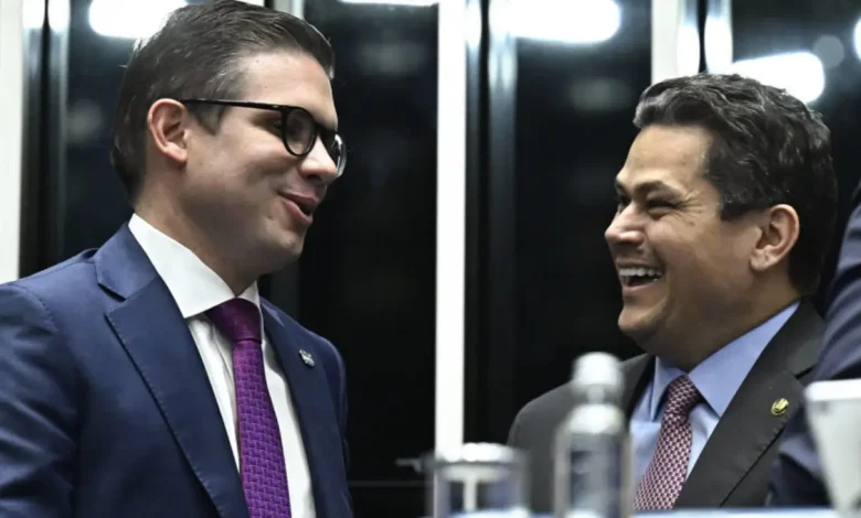 Congresso Nacional amplia fundo partidário e aumenta número de deputados, mudanças que podem impactar eleições e representação política no Brasil. Análise objetiva é crucial para entender efeitos dessas mudanças no processo político.