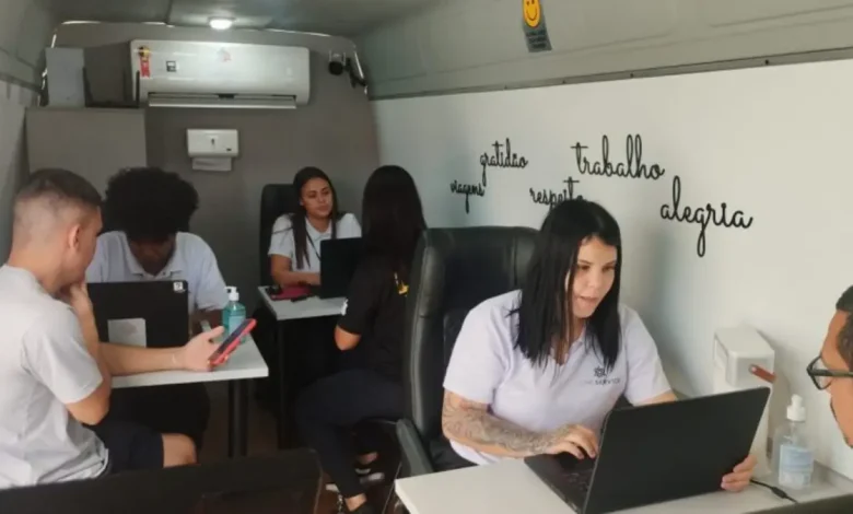 Aqui está a Meta Description: A Cidadania Itinerante desbloqueia acesso a serviços essenciais em seis municípios paulistas, melhorando a qualidade de vida e fortalecendo o diálogo entre autoridades e população.