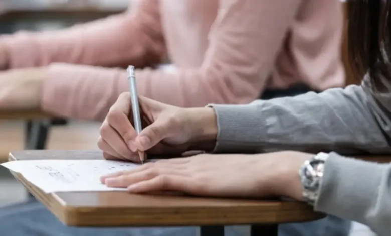 22.935 vagas em 432 polos em 373 municípios de São Paulo: Aprovados em segunda chamada da Univesp. Curso gratuito em nove disciplinas, oportunidade única para melhorar habilidades ou adquirir conhecimentos novos. Verifique sua seleção no site da Univesp.