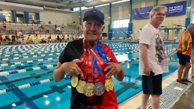 O bombeiro aposentado de 87 anos conquista 5 medalhas de ouro nos Jogos Olímpicas das Polícias, impressionando com resistência e dedicação, provando que a idade não é um obstáculo para a realização de sonhos.