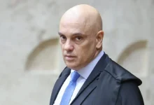 O ministro do STF, Alexandre de Moraes, alerta sobre a influência subterrânea das redes sociais em opiniões e comportamentos, e a necessidade de conscientização e responsabilidade das plataformas e usuários.
