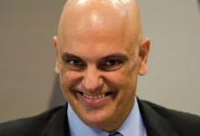 O ministro da Justiça e Cidadania, Alexandre de Moraes, decide manter decreto que reduz imposto sobre operações financeiras, gerando controvérsia entre Poderes da República e impactando mercado financeiro e opinião pública.