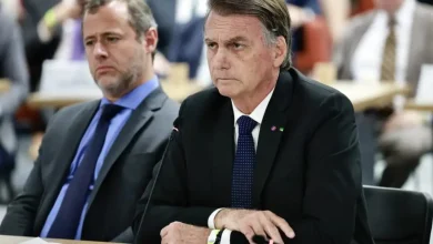 O processo de interrogatório no STF pode dar um fim ao caso do ex-presidente Jair Bolsonaro, mas a falta de provas e contradições recorrentes devem pautar as alegações finais da defesa, tornando difícil para o tribunal emitir um veredito definitivo.