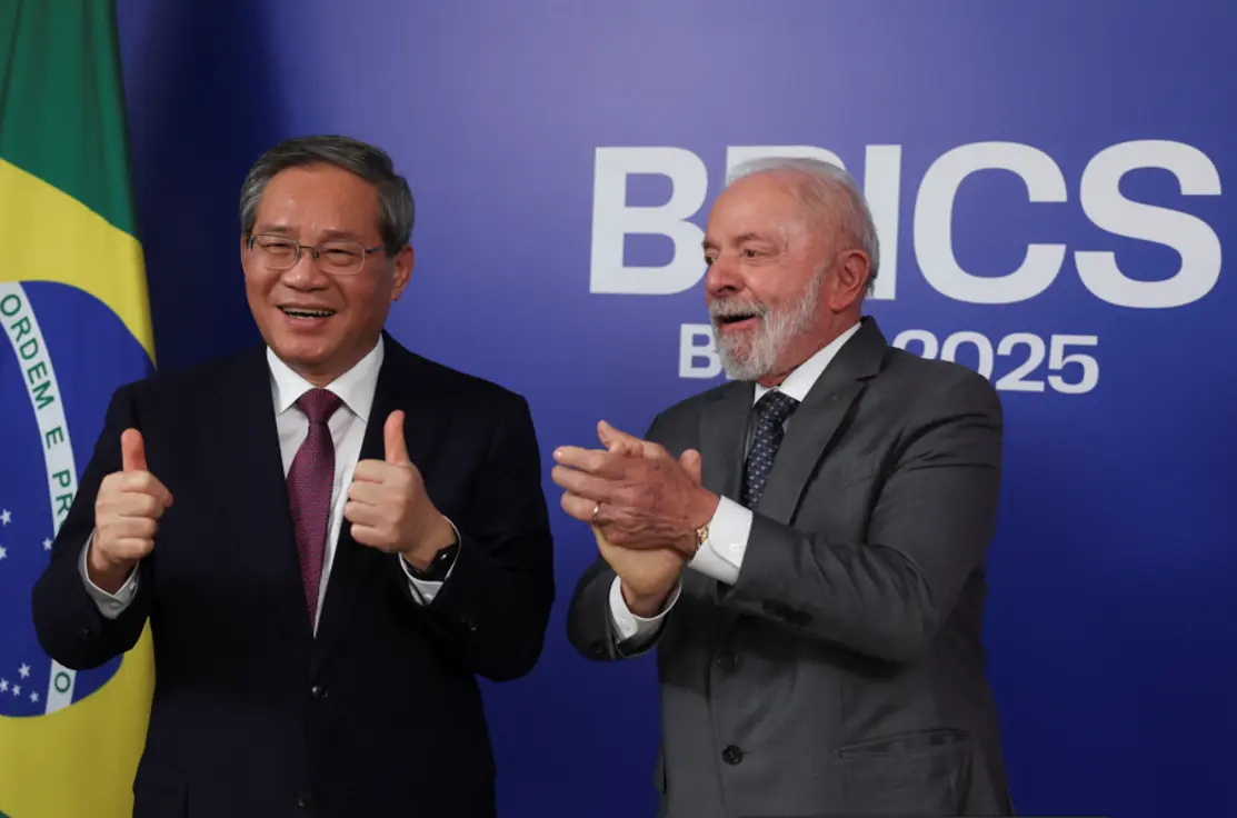 Líderes do Brics se reuniram no Rio para discutir defesa do multilateralismo, reformas internacionais e cooperação em áreas como tecnologia, energia e agricultura, além de questões sociais e ambientais.