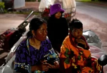 Conflitos fronteiriços entre Tailândia e Camboja recomeçam com ataques militares, deixando vítimas e tensões altíssimas. A China, com forte influência sobre ambos os países, é apontada como chave para a medição do conflito.