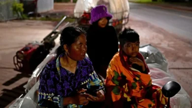 Conflitos fronteiriços entre Tailândia e Camboja recomeçam com ataques militares, deixando vítimas e tensões altíssimas. A China, com forte influência sobre ambos os países, é apontada como chave para a medição do conflito.