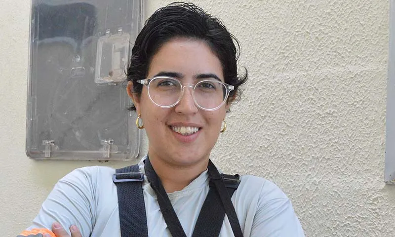 Cinthia Maria Garcia de Mendonça atua como auxiliar comercial na Energisa. Foto: Divulgação Energisa