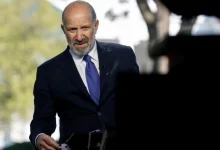 EUA podem isentar tarifas em produtos agrícolas como manga e abacaxi, segundo o secretário de Comércio Howard Lutnick. Café e cacau, importantes para o Brasil, poderiam se beneficiar. Trump, porém, anunciou tarifa de 50% sobre importações brasileiras a partir de agosto.