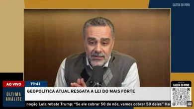 Análise do conflito entre Lula e Trump: um cenário complexo de interesses políticos e econômicos em jogo, marcado por desentendimentos e críticas mútuas, que reflete a desconfiança mútua entre os líderes.