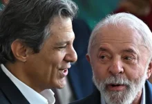 Em meio ao caos econômico, o governo brasileiro busca novas estratégias para impulsionar a arrecadação de receitas e cumprir a meta fiscal, considerando opções de política tributária mais agressiva, revisão do sistema tributário e investimento em infraestrutura, educação e saúde.