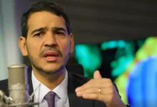 O ministro da Advocacia-Geral da União defende a constitucionalidade do decreto do IOF, argumentando que o Congresso Nacional violou a separação de Poderes ao sustar a medida, tornando-a inconstitucional.