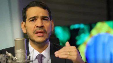 O ministro da Advocacia-Geral da União defende a constitucionalidade do decreto do IOF, argumentando que o Congresso Nacional violou a separação de Poderes ao sustar a medida, tornando-a inconstitucional.