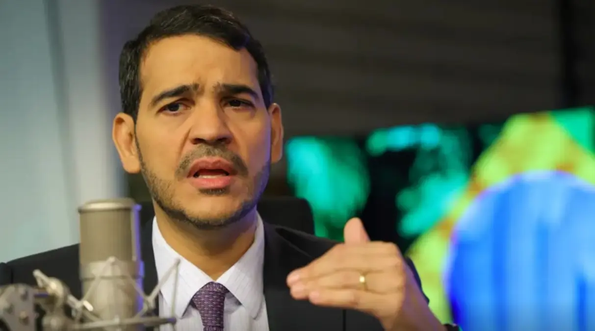 O ministro da Advocacia-Geral da União defende a constitucionalidade do decreto do IOF, argumentando que o Congresso Nacional violou a separação de Poderes ao sustar a medida, tornando-a inconstitucional.