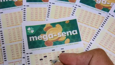 Mega-Sena acumula R$ 51 milhões! Última chance para jogar é até as 19h. Sorteio ao vivo definirá os vencedores. Boa sorte!