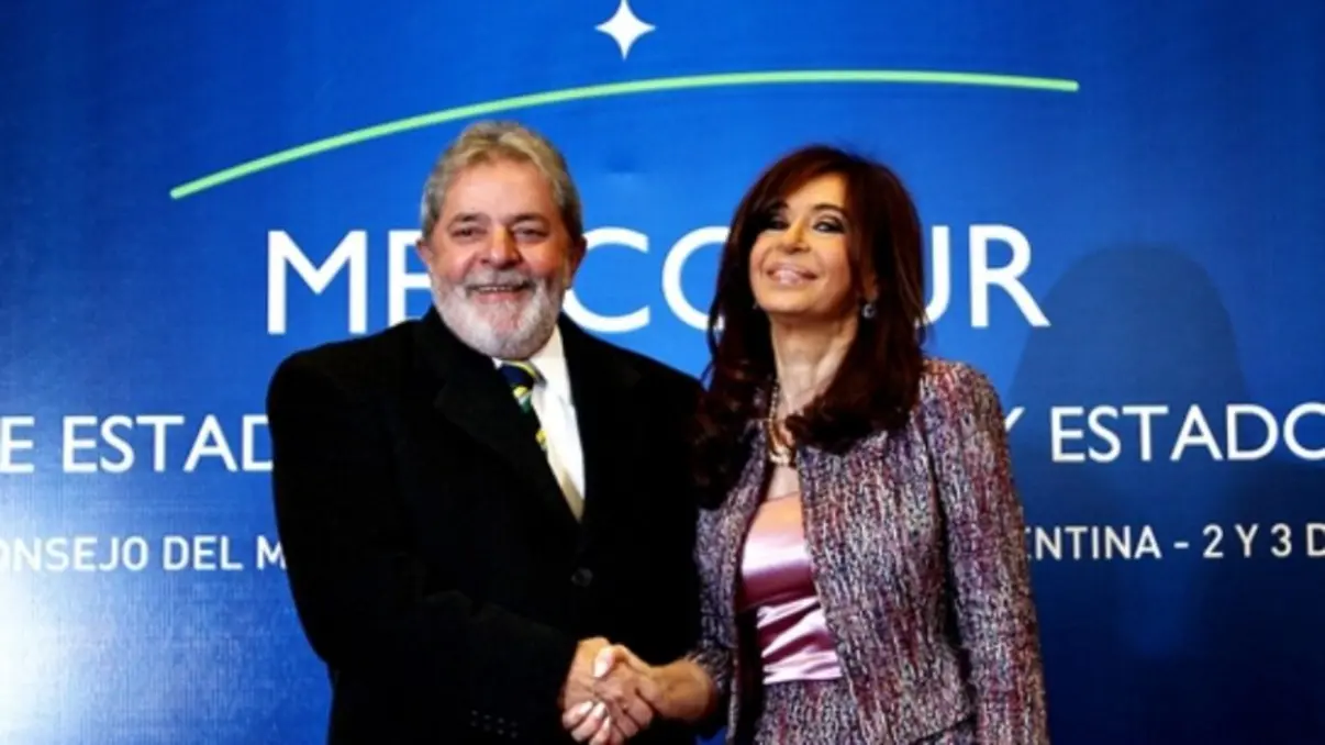 Lula's visit to ex-President Cristina Kirchner, condemned and removed from power in Argentina, may seem an unexpected gesture of solidarity, but it's a calculated move to strengthen Brazil-Argentina cooperation, amid shared challenges and a long history of collaboration.