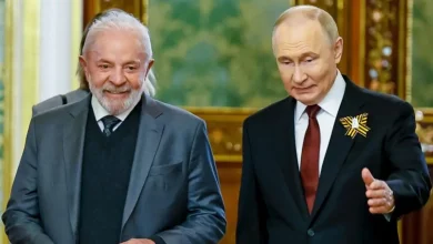Putin critica globalização liberal e defende desdolarização do comércio, energia nuclear e modelo de desenvolvimento mais justa e equitativo, no encontro do Brics.